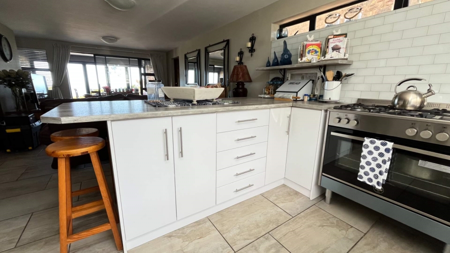 5 Bedroom Property for Sale in Dana Bay Western Cape
